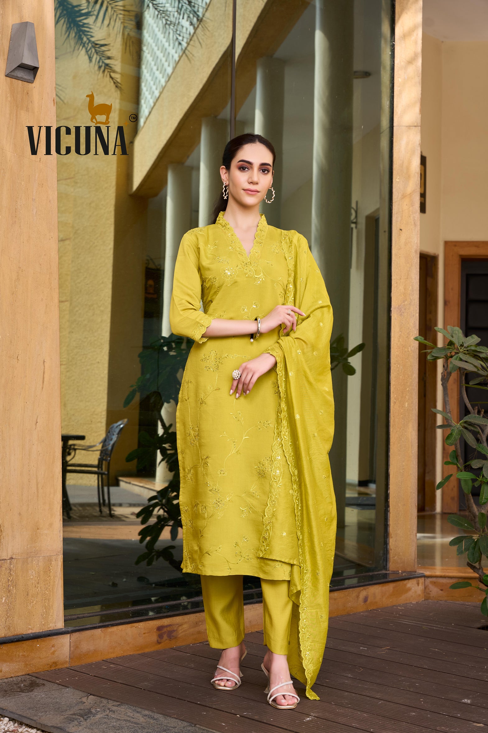 Lemon Roman Silk Embroidered Suit Set