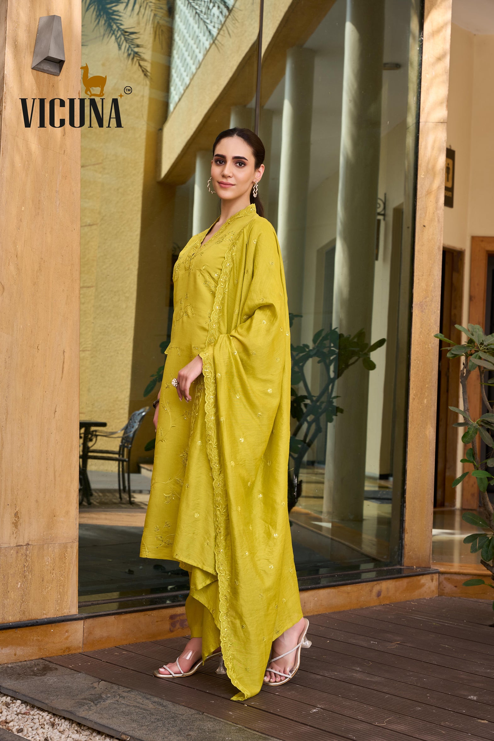 Lemon Roman Silk Embroidered Suit Set