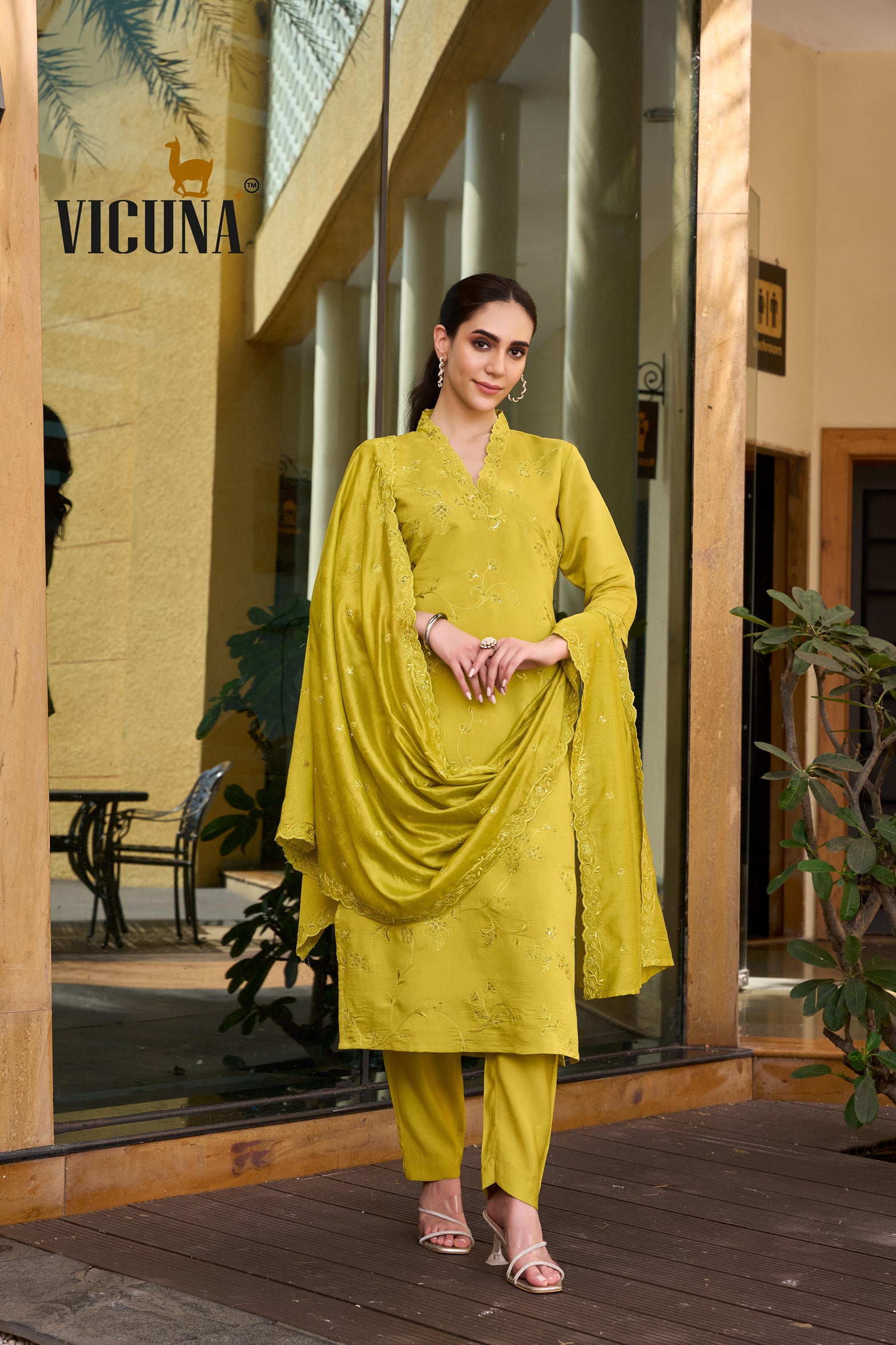 Lemon Roman Silk Embroidered Suit Set