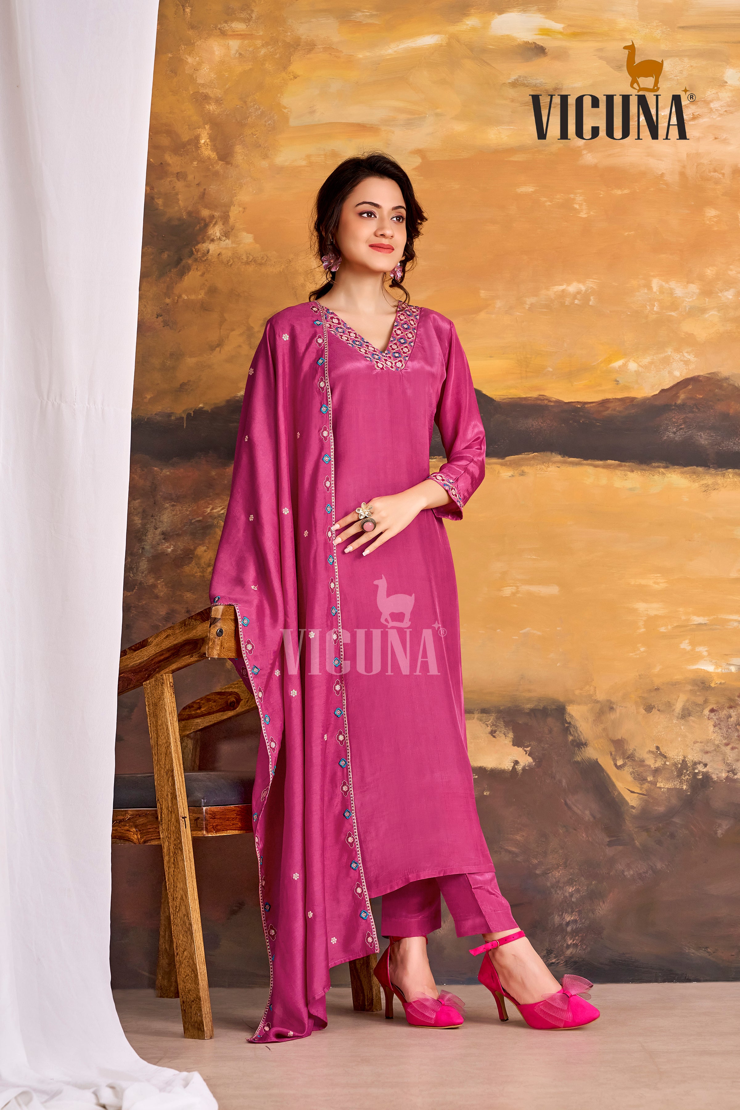 Natural Crepe Embroidered Suit Set in Pink