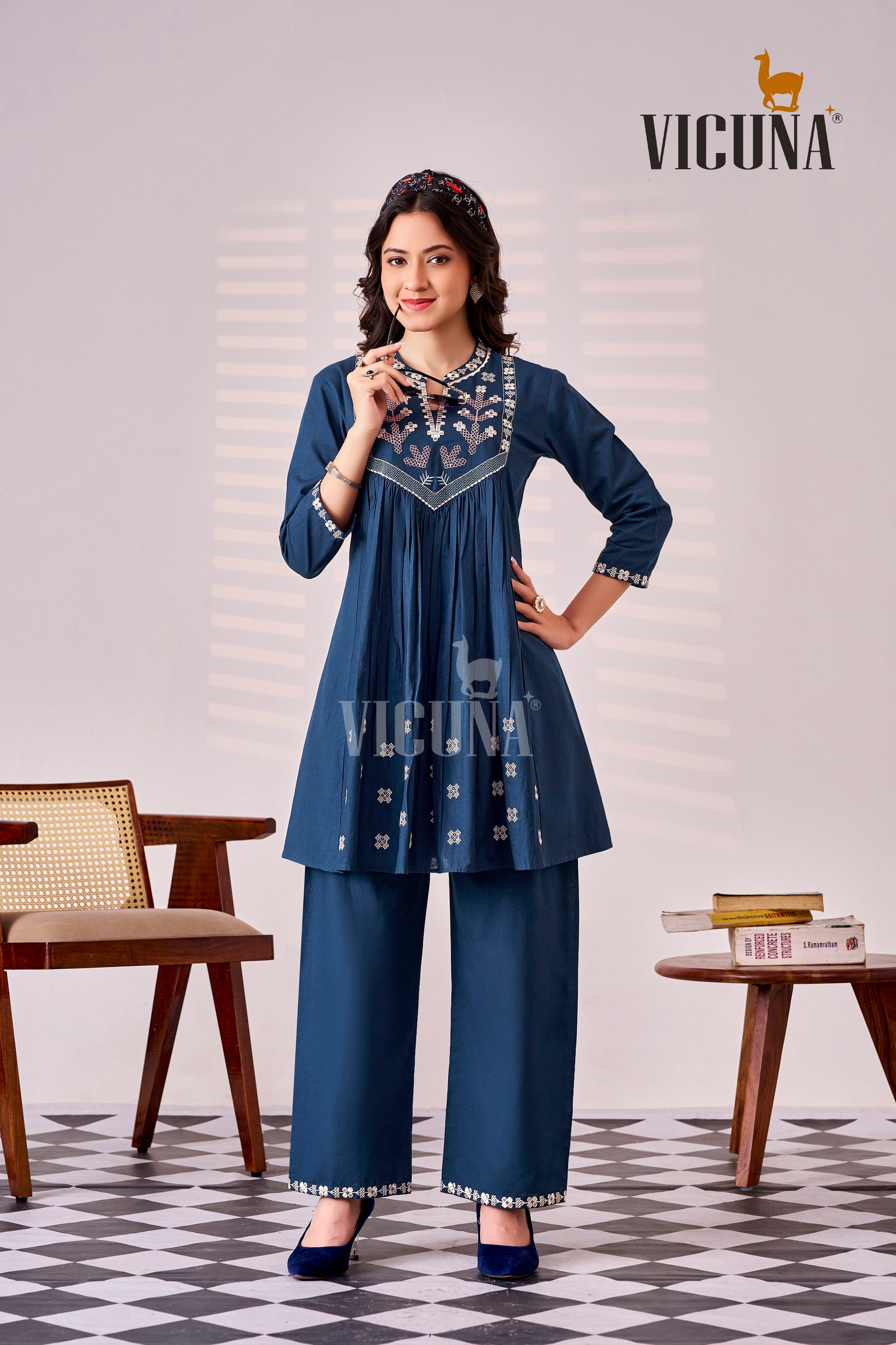 Vicuna Dhabu Cotton Short Co-ord Set in Chiku & Blue